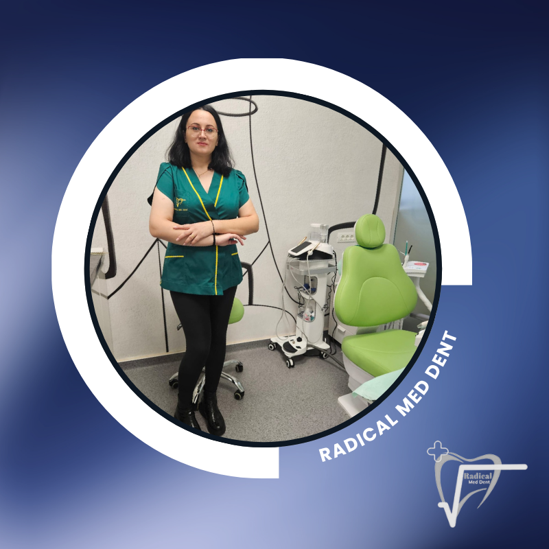 Blue Simple Business Professional LinkedIn Profile Picture